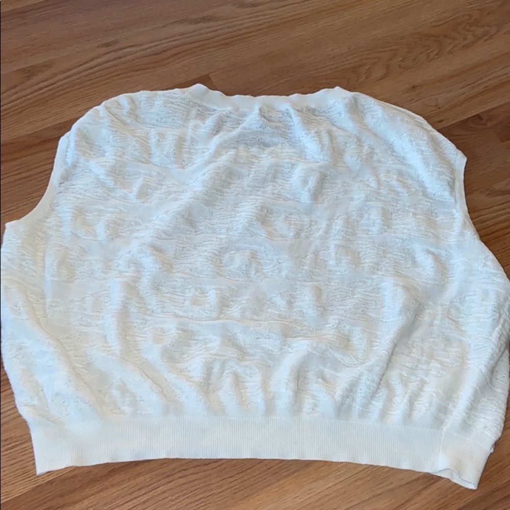 Guess off-white sweater vest NWOT - Picture 4 of 4